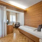 Seehotel Urban 4*