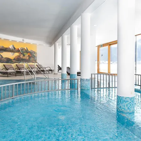 Seehotel Urban Hotell 4*