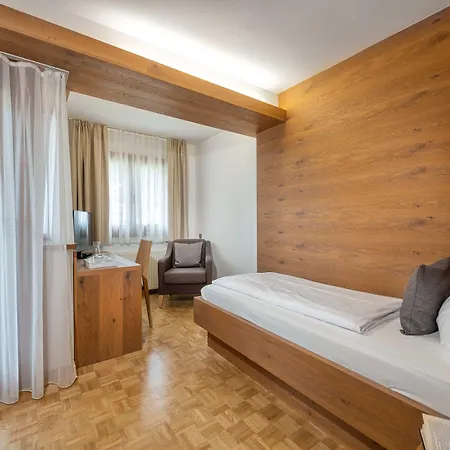 ホテル Seehotel Urban ボーデンスドルフ